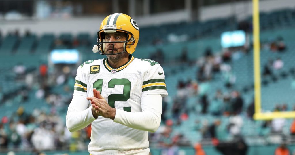 Peter King: Si Aaron Rodgers cambiara a Jets, 'probablemente no sería hasta el verano'