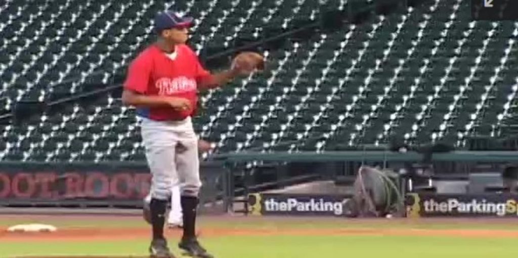 Imágenes desenterradas de Patrick Mahomes en… ¿equipo de los Phillies?