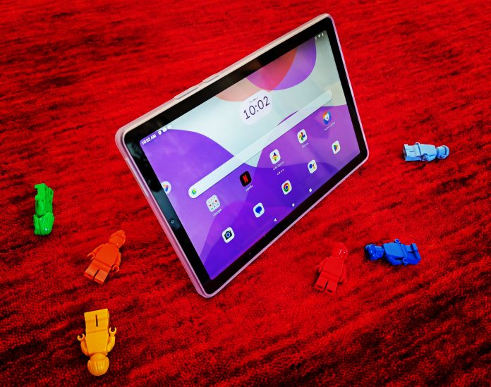 Revisión de Lenovo Tab M9: tableta de tamaño intermedio con seguimiento GPS