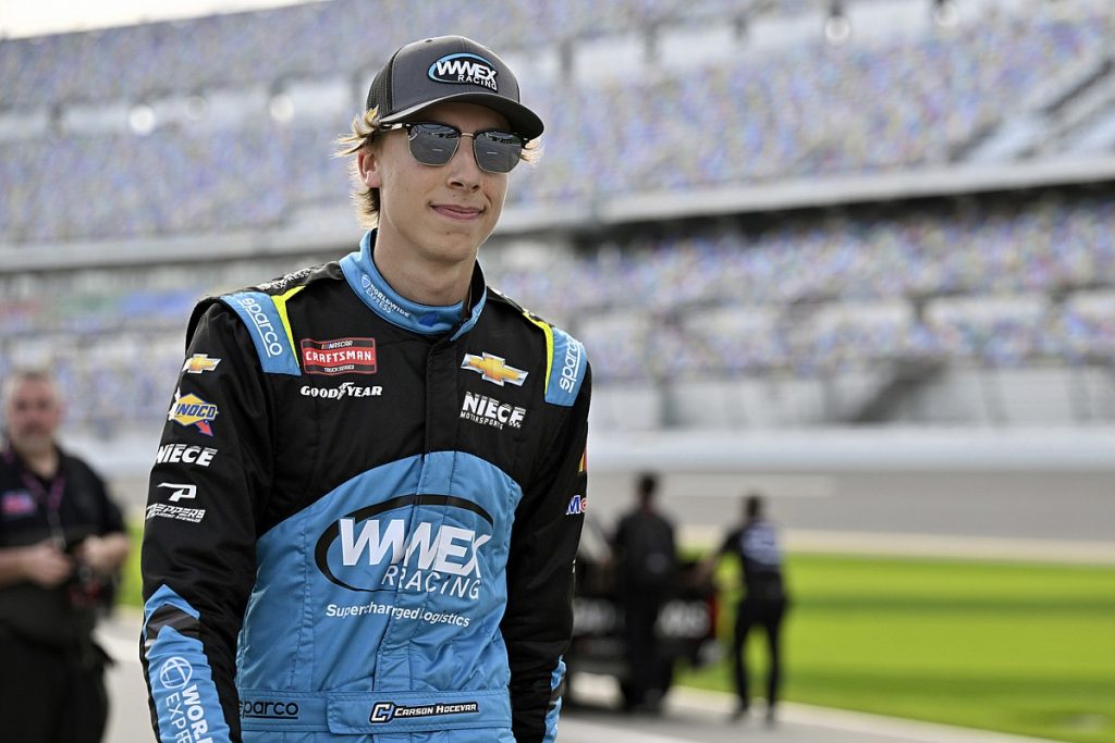 Carson Hocevar debutará en NASCAR Xfinity con Spire