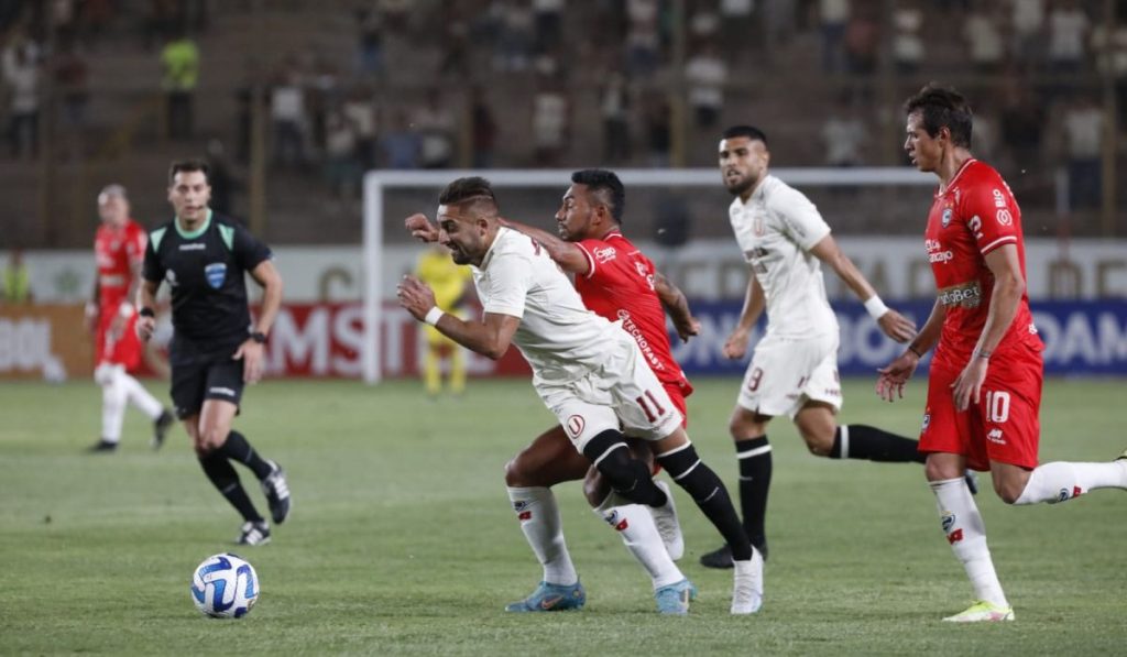 Universitario vs Cienciano vía DIRECTV: minuto a minuto por Sudamericana