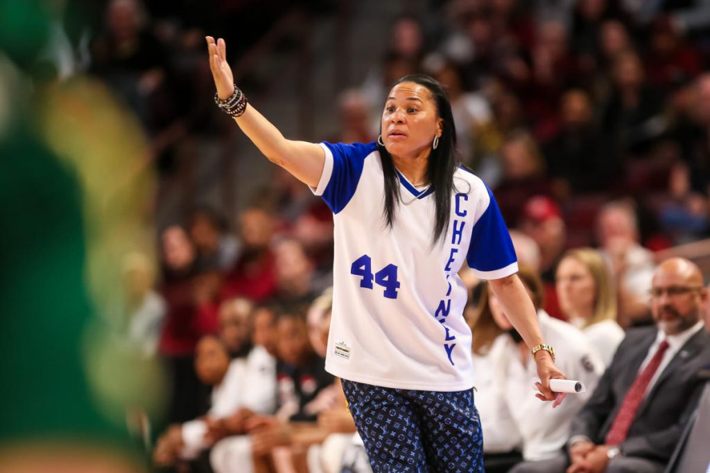 March Madness: la camiseta Cheyney de Dawn Staley 'significa mucho' para el equipo de la entrenadora Alishia Mosley