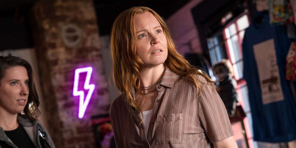 La estrella de 'Yellowjackets' Lauren Ambrose anticipa la llegada de una Van adulta