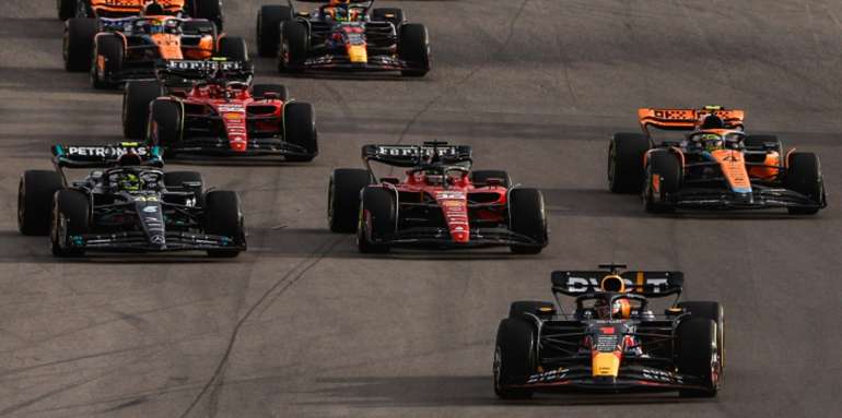 F1: ¿Cuál de Mercedes, Ferrari, McLaren y Aston Martin está mejor posicionado para vencer a Red Bull en 2024?  |  Noticias F1 |  Deportes del cielo
